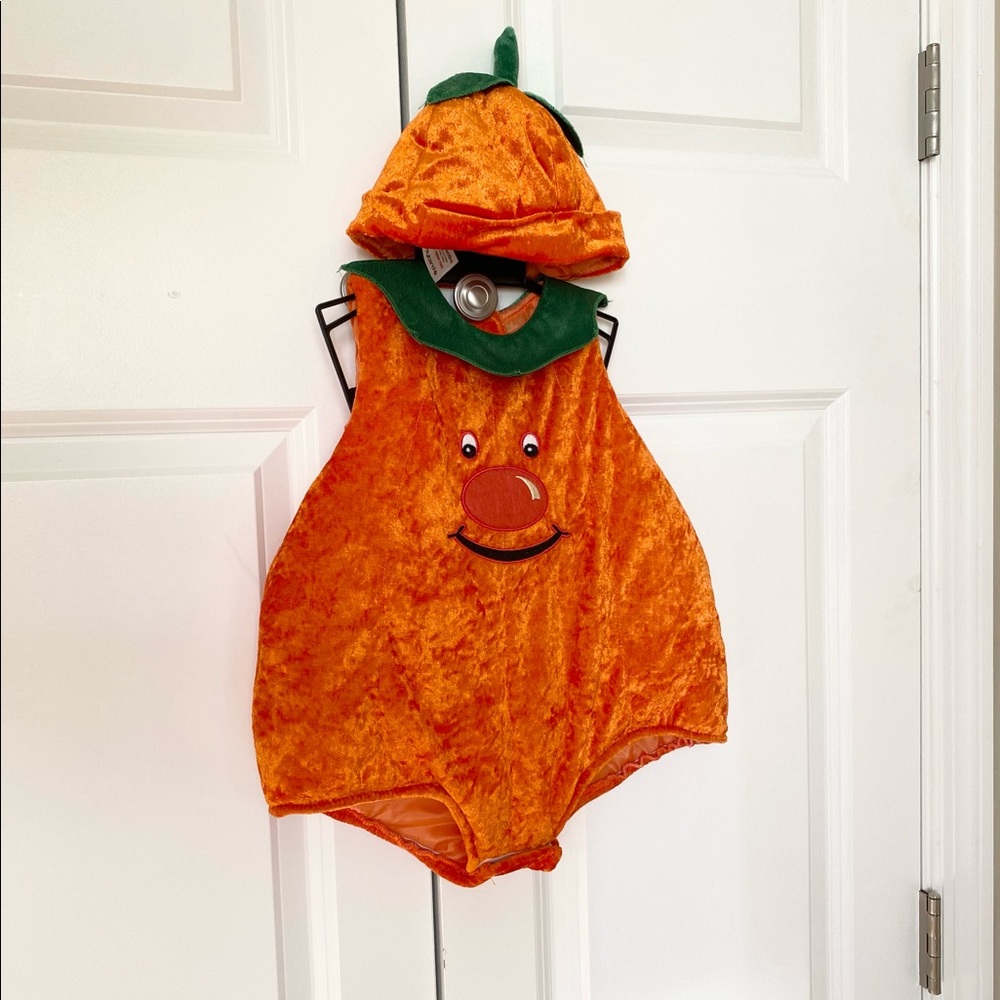 Pumpkin costume 6-12 mos baby